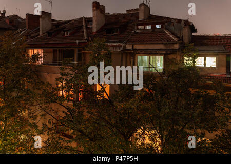 Sofia, Bulgarien, alte Gebäude bei Nacht Stockfoto
