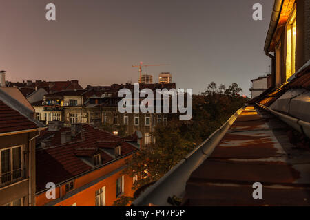 Sofia, Bulgarien, alte Gebäude bei Nacht Stockfoto