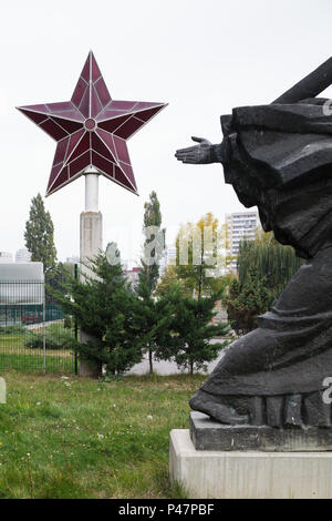 Sofia, Bulgarien, Red Star auf dem Messegelände für sozialistischen Denkmäler Stockfoto