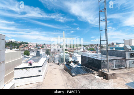 CAMPO BELO, MG - 30/01/15: Cidade de Campo Belo, Minas Gerais. Cemitério Paroquial - Centro. (Foto: mourão Panda/Fotoarena) Stockfoto