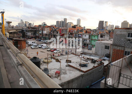 BUENOS AIRES, ARGENTINIEN - 16/01/2015: FAVELA-Fotos de uma Favela localizada abaixo da Autopista Dr. Arturo Umberto Illia, em Buenos Aires, Agentina. Foto: Andre Chaco/Fotoarena (Einschränkung: Südamerika Rechte nur) Stockfoto