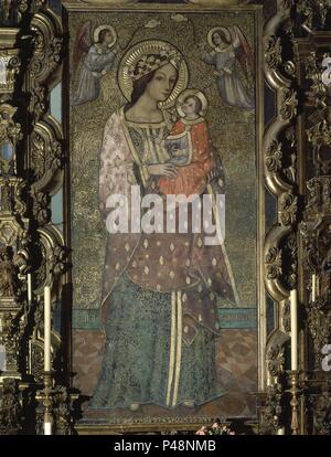 VIRGEN DE ROCAMADOR - SIGLO XV. Lage: IGLESIA DE SAN LORENZO, Sevilla, Sevilla, Spanien. Stockfoto