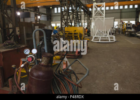 Sauerstoffflasche in der Werkstatt Stockfoto