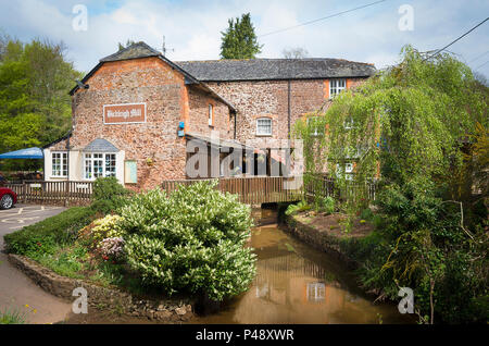 Bickleigh Mühle ist eine beliebte Shopping und Essen Veranstaltungsort in der Nähe von Tiverton in North Devon, Großbritannien Stockfoto