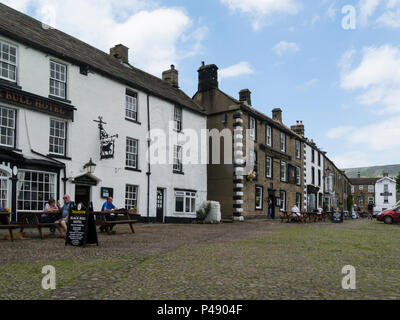 Hotels im Zentrum von reeth Dorf als Hauptstadt von swaledale Yorkshire Dales National Park England Großbritannien gebaut, bekannt in einem natürlichen Amphitheater Stockfoto