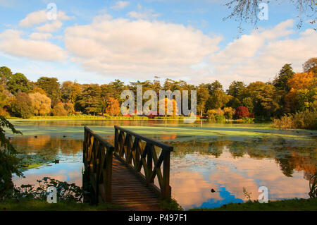 Mount Stewart Herbstfarben Boating Lake County Down Nordirland Stockfoto