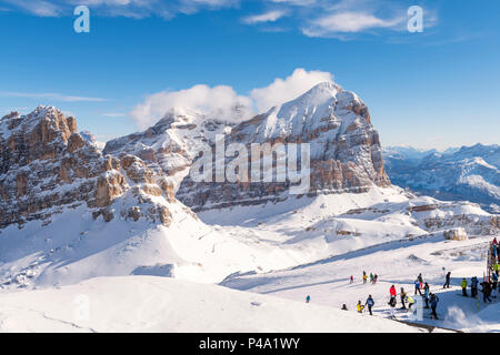 Tofana von Rosez Blick vom Lagazuoi Zuflucht Europa, Italien, Venetien, Belluno, Falzarego Pass, Zuflucht Lagazuoi Stockfoto