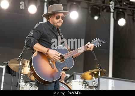 Oshkosh, Wisconsin, USA. 20 Juni, 2018. MICHAEL HOBBY der tausend Pferde während Land USA Music Festival bei Ford Festival Park in Oshkosh, Wisconsin Credit: Daniel DeSlover/ZUMA Draht/Alamy leben Nachrichten Stockfoto