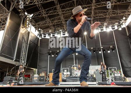 Oshkosh, Wisconsin, USA. 20 Juni, 2018. MICHAEL HOBBY der tausend Pferde während Land USA Music Festival bei Ford Festival Park in Oshkosh, Wisconsin Credit: Daniel DeSlover/ZUMA Draht/Alamy leben Nachrichten Stockfoto