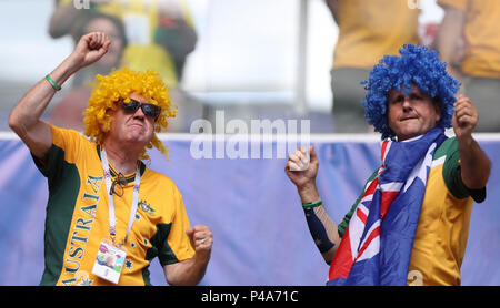 Samara, Russland. 21 Juni, 2018. Fans von Australien jubeln vor der 2018 FIFA World Cup Gruppe C Spiel zwischen Dänemark und Australien in Samara, Russland, 21. Juni 2018. Credit: Fei Maohua/Xinhua/Alamy leben Nachrichten Stockfoto