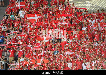 Samara Arena, Samara, Russland. 21 Juni, 2018. FIFA Fußball-WM, Gruppe C in Dänemark und Australien; Dänische fans geballte Bereit für das Spiel: Action Plus Sport/Alamy leben Nachrichten Stockfoto