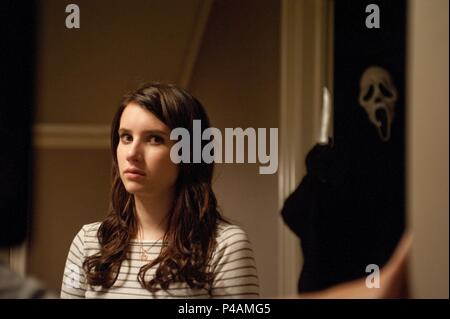 Original Film Titel: Scream 4. Englischer Titel: Scream 4. Regisseur: Wes Craven. Jahr: 2011. Stars: Emma Roberts. Quelle: DIMENSION FILMS/Album Stockfoto