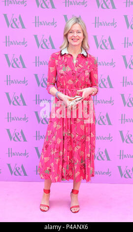 Lady Helen Windsor kommt an der V&A Summer Party im Victoria und Albert Museum in London. Stockfoto