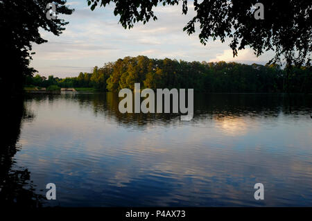 See Raleigh in den frühen Morgenstunden im Sommer in Raleigh North Carolina Stockfoto