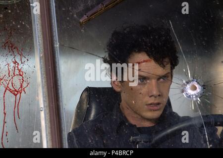 Original Film Titel: ODD THOMAS. Englischer Titel: ODD THOMAS. Regisseur: Stephen Sommers. Jahr: 2013. Stars: ANTON YELCHIN. Credit: ZUKÜNFTIGE FILME/Album Stockfoto