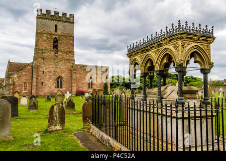 Die Gnade Gottes Liebling Grab auf dem Friedhof in Bamburgh, Northumberland, Großbritannien. Stockfoto