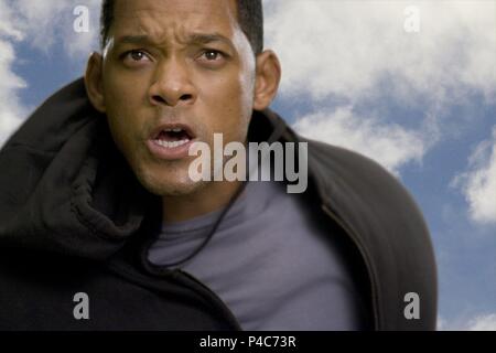 Original Film Titel: HANCOCK. Englischer Titel: HANCOCK. Regisseur: Peter Berg. Jahr: 2008. Stars: Will Smith. Credit: FORWARD PASS/OVERBROOK ENTERTAINMENT/Album Stockfoto