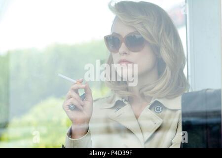 Original Film Titel: BESSER LEBEN DURCH CHEMIE. Englischer Titel: BESSER LEBEN DURCH CHEMIE. Regisseur: GEOFF MOORE; DAVID POSAMENTIER. Jahr: 2014. Stars: Olivia Wilde. Credit: MISSION FILME/Album Stockfoto