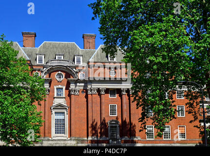 BMA Haus - British Medical Association in der Zentrale - Tavistock Square, Bloomsbury, London, England, UK. Stockfoto