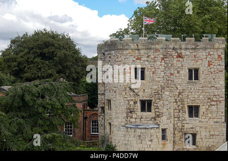 Lendal Brücke Landung House, York, England, UK - 05. August 2011: Die alten Torhaus neben Lendal Brücke in York England. Stockfoto