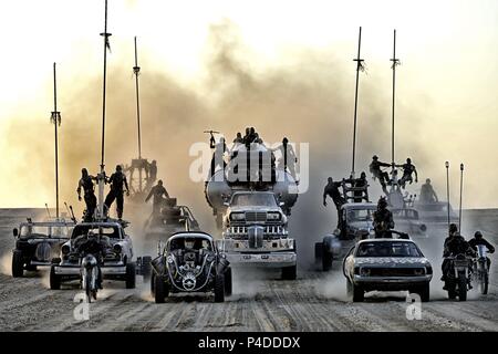 Original Film Titel: MAD MAX: FURY ROAD. Englischer Titel: MAD MAX: FURY ROAD. Regisseur: George Miller. Jahr: 2015. Credit: VILLAGE ROADSHOW/Album Stockfoto