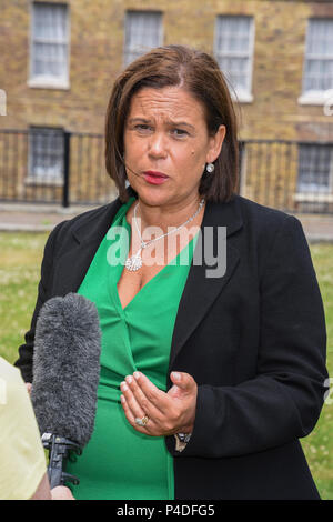 Maria Miller MP, gab ihre Ansichten als MP diskutiert Brexit Herren Änderungen der Entzug Bill, College Green, Westminster, London.DE 20.06.18 Stockfoto