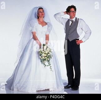 Original Film Titel: Vier Hochzeiten und ein Todesfall. Englischer Titel: Vier Hochzeiten und ein Todesfall. Regisseur: Mike Newell. Jahr: 1994. Stars: Hugh Grant, ANDIE MACDOWELL. Credit: GRAMERCY BILDER / Album Stockfoto