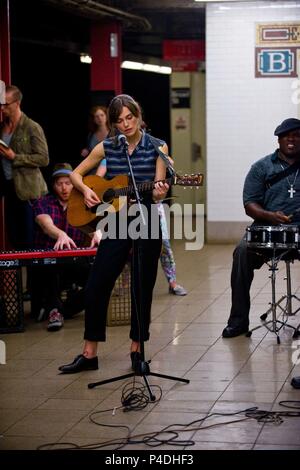 Original Film Titel: wieder beginnen. Englischer Titel: wieder beginnen. Regisseur: John CARNEY. Jahr: 2013. Stars: Keira Knightley. Credit: EXKLUSIVE MEDIA GROUP/Album Stockfoto