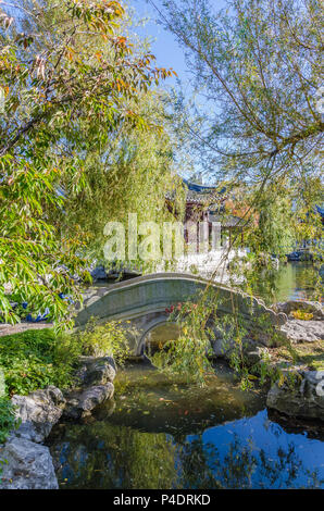 Dunedin, Neuseeland - Mai 3,2016: See des Chinesischen Garten Dunedin in Neuseeland. Stockfoto