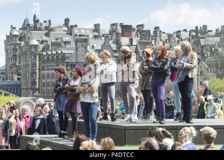 Original Film Titel: Sonnenschein am Leith. Englischer Titel: Sonnenschein am Leith. Regisseur: DEXTER FLETCHER. Jahr: 2013. Credit: SCHWARZ CAMEL BILDER/DNA-FILME/Album Stockfoto