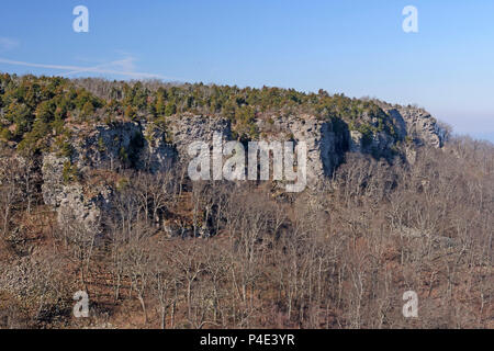 Die Klippen des Mount Magazin in der Einfassung Zeitschrift State Park in Arkansas Stockfoto