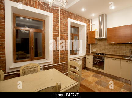 Fragment der Interieur Esszimmer und Küche Stockfoto