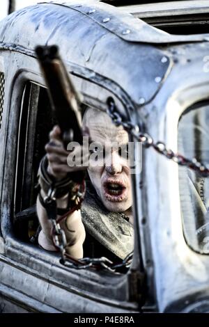 Original Film Titel: MAD MAX: FURY ROAD. Englischer Titel: MAD MAX: FURY ROAD. Regisseur: George Miller. Jahr: 2015. Stars: NICHOLAS HOULT. Credit: VILLAGE ROADSHOW/Album Stockfoto