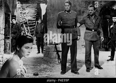 ESCENA DE LA PELICULA' LOS CAÑONES DE NAVARONE" - 1961 - Gregory Peck Y ANTHONY QUINN (EEUU). Thema: Thompson, J. LEE. Stockfoto