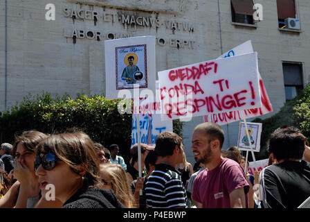 Studenten Demonstration gegen die Politik der Regierung, der öffentlichen Universität "La Sapienza". Rom, Italien. Stockfoto