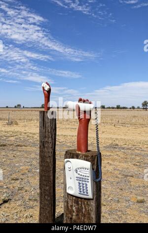Telefon kunst Eintropfen im ländlichen Australien, Wiedergeltingen, Western Australia | Verwendung weltweit Stockfoto