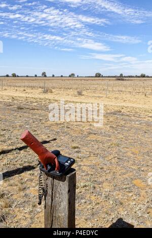 Telefon kunst Eintropfen im ländlichen Australien, Wiedergeltingen, Western Australia | Verwendung weltweit Stockfoto