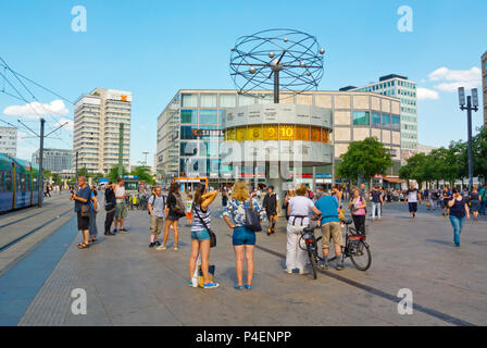 Weltzeituhr, Weltzeituhr, Alexanderplatz, Berlin, Deutschland Stockfoto