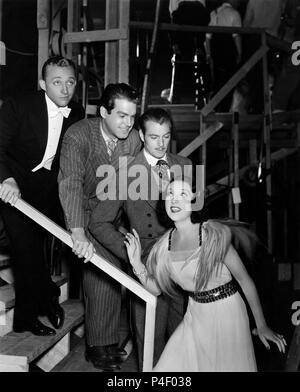 Original Film Titel: ALLES GEHT. Englischer Titel: ALLES GEHT. Regisseur: Lewis Milestone. Jahr: 1936. Stars: FRED MACMURRAY; Gary Cooper; Ethel Merman; Bing Crosby. Quelle: Paramount Pictures/Album Stockfoto