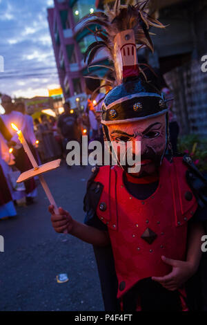 Teilnehmer an einem Karfreitagszug in Gasan, Marinduque Island, den Philippinen Stockfoto