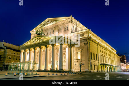 Bolschoi-theater in Moskau bei Nacht - Russland Stockfoto