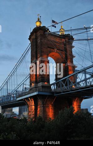 John A. Roebling Suspension Bridge Tower Stockfoto