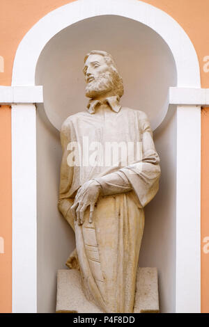 Saint Mark Krizin Statue auf der Fassade der Kathedrale von Annahme in Varazdin, Kroatien Stockfoto