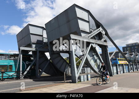 Scherzer rolling Hubbrücke Custom House Quay, Dublin 1 Stockfoto