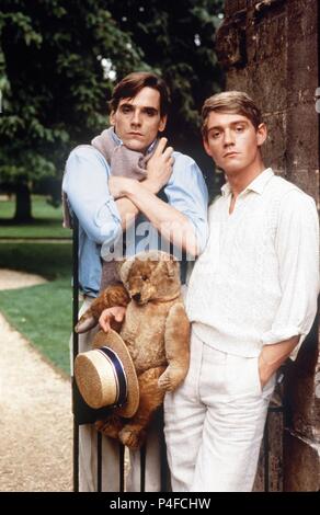 Original Film Titel: Brideshead revisited. Englischer Titel: Brideshead revisited. Jahr: 1981. Stars: JEREMY IRONS, ANTHONY ANDREWS. Quelle: GRANADA TV/Album Stockfoto