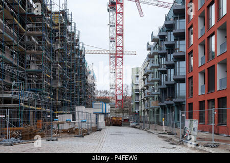 Berlin, Deutschland, Baustelle und neue Gebäude wuer Wohnungen in den Haasestrasse Ecke Revaler Straße in Berlin-Friedrichshain Stockfoto