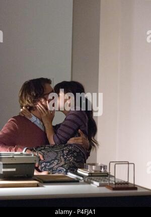 Original Film Titel: RUBY FUNKEN. Englischer Titel: RUBY FUNKEN. Regisseur: JONATHAN DAYTON, VALERIE FARIS. Jahr: 2012. Stars: PAUL DANO, ZOE KAZAN. Quelle: FOX STARLIGHT BILDER / Album Stockfoto