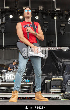 Oshkosh, Wisconsin, USA. 21 Juni, 2018. RUSSELL DICKERSON während Land USA Music Festival bei Ford Festival Park in Oshkosh, Wisconsin Credit: Daniel DeSlover/ZUMA Draht/Alamy leben Nachrichten Stockfoto