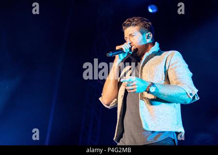 Oshkosh, Wisconsin, USA. 21 Juni, 2018. BRETT ELDREDGE während Land USA Music Festival bei Ford Festival Park in Oshkosh, Wisconsin Credit: Daniel DeSlover/ZUMA Draht/Alamy leben Nachrichten Stockfoto