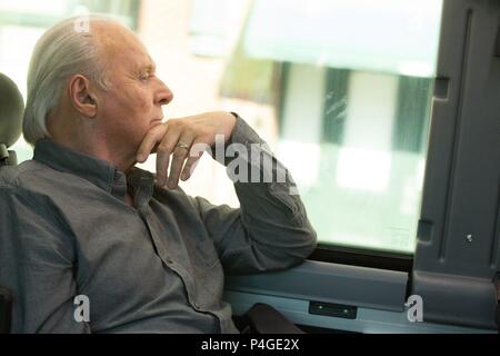 Original Film Titel: Trost. Englischer Titel: Trost. Regisseur: ALFONSO POYART. Jahr: 2015. Stars: Anthony Hopkins. Credit: EDEN ROCK, Medien/Unterhaltung/FLYNN FILMNATION BILD COMPA/Album Stockfoto